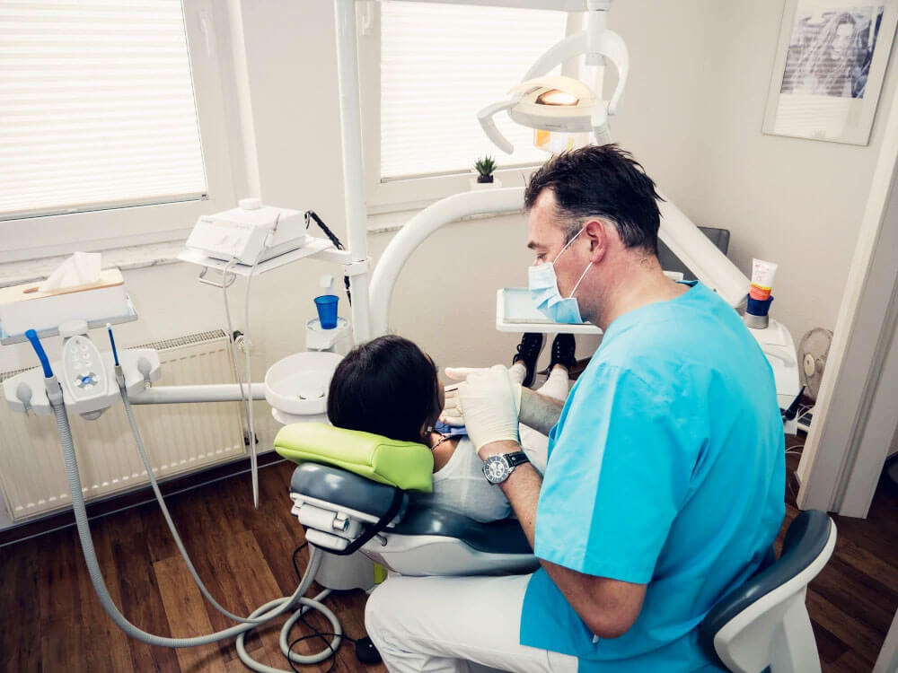 Dr. Ralph-Steffen Kirchner